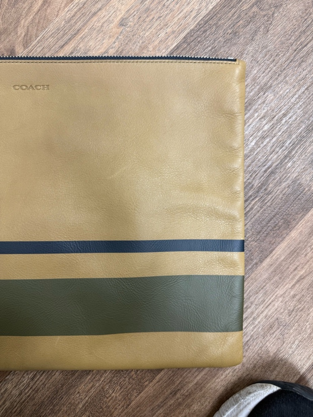 COACH Men's Tan and Olive Leather Zip Pouch with Black Stripes - Picture 5 of 11